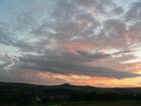 Wolken im Abendrot ber dem Steinsberg